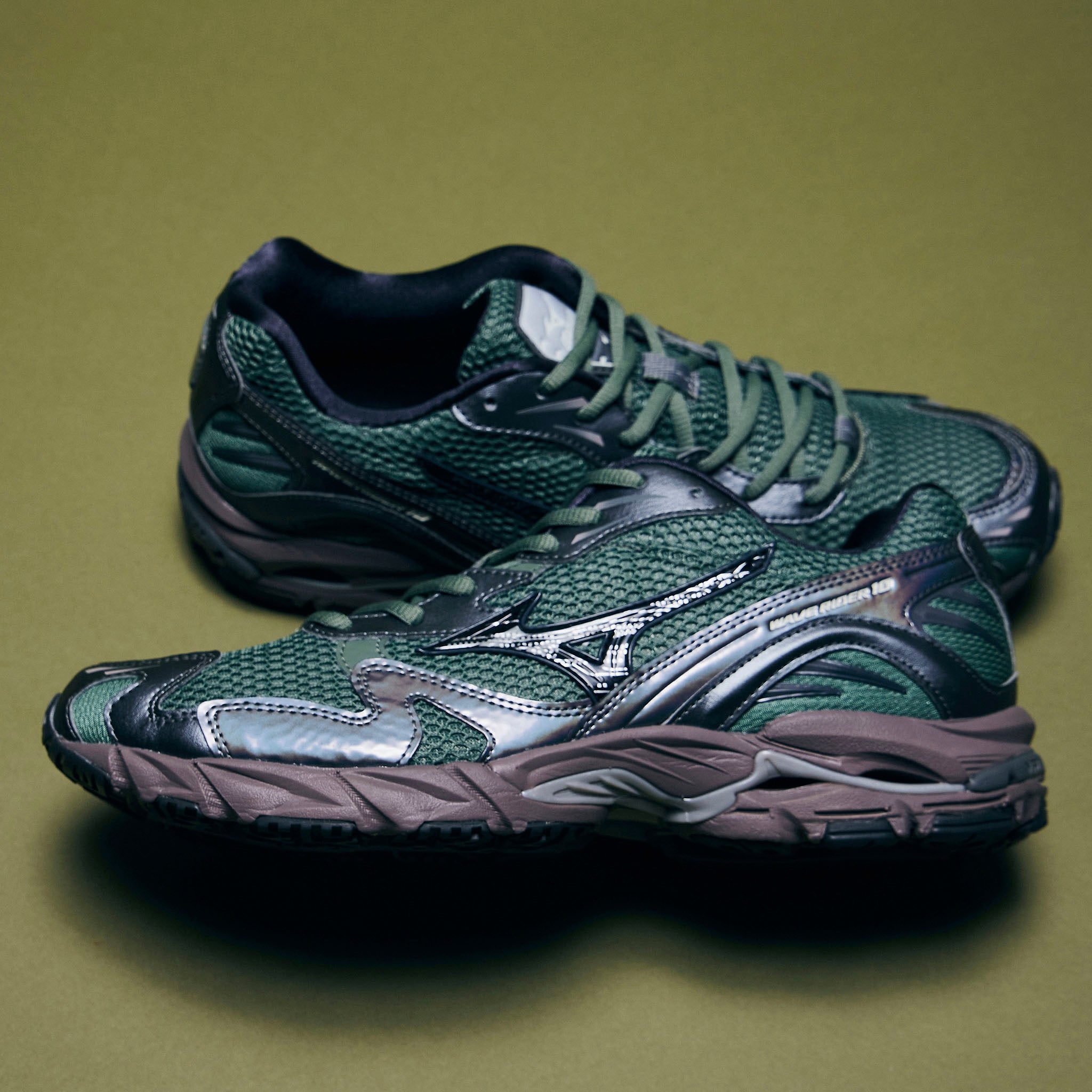 MIZUNO “Exclusive Pack” WAVE RIDER 10 エクスクルーシブ ウェーブライダー10