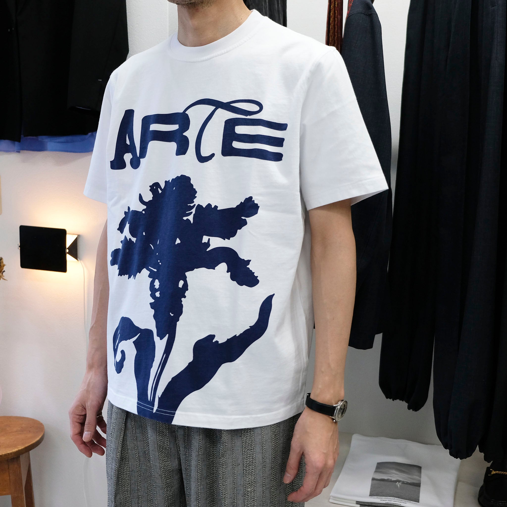 ARTE ANTWERP "FLOWER GRAPHIC T-SHIRTS"