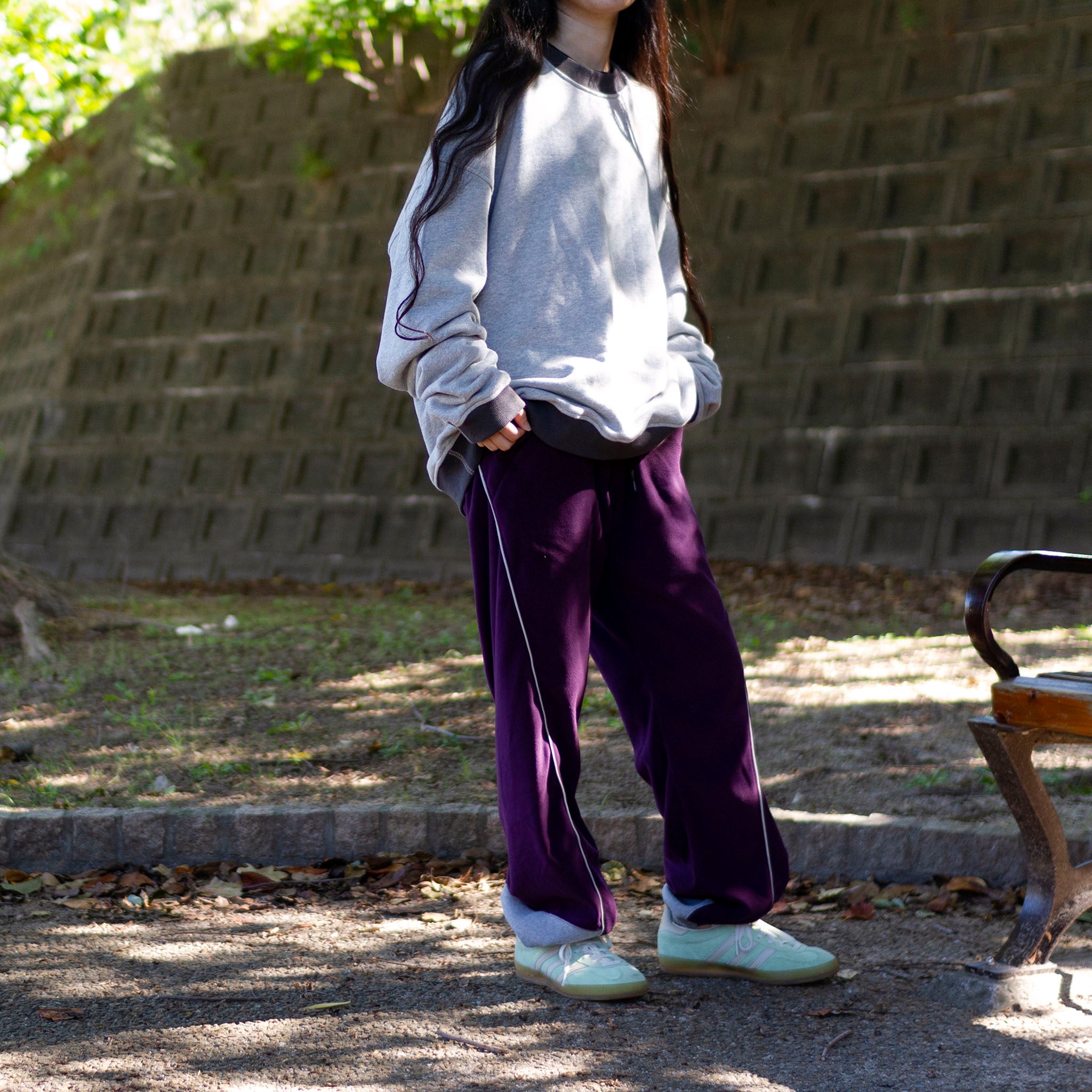 OKOLO "2-TONE SWEAT SHIRT"
