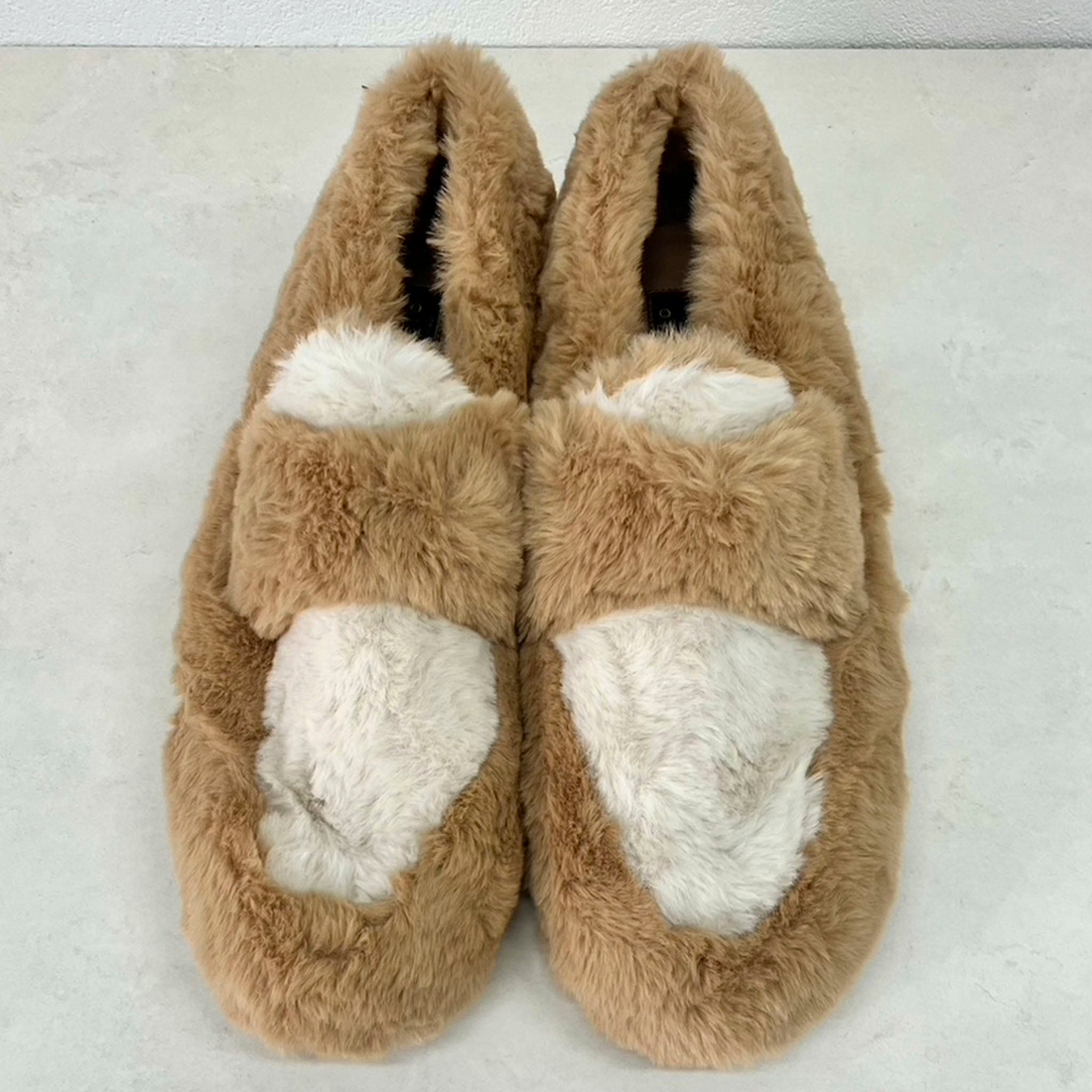 HYUSTO "MICK CLUB SAND"