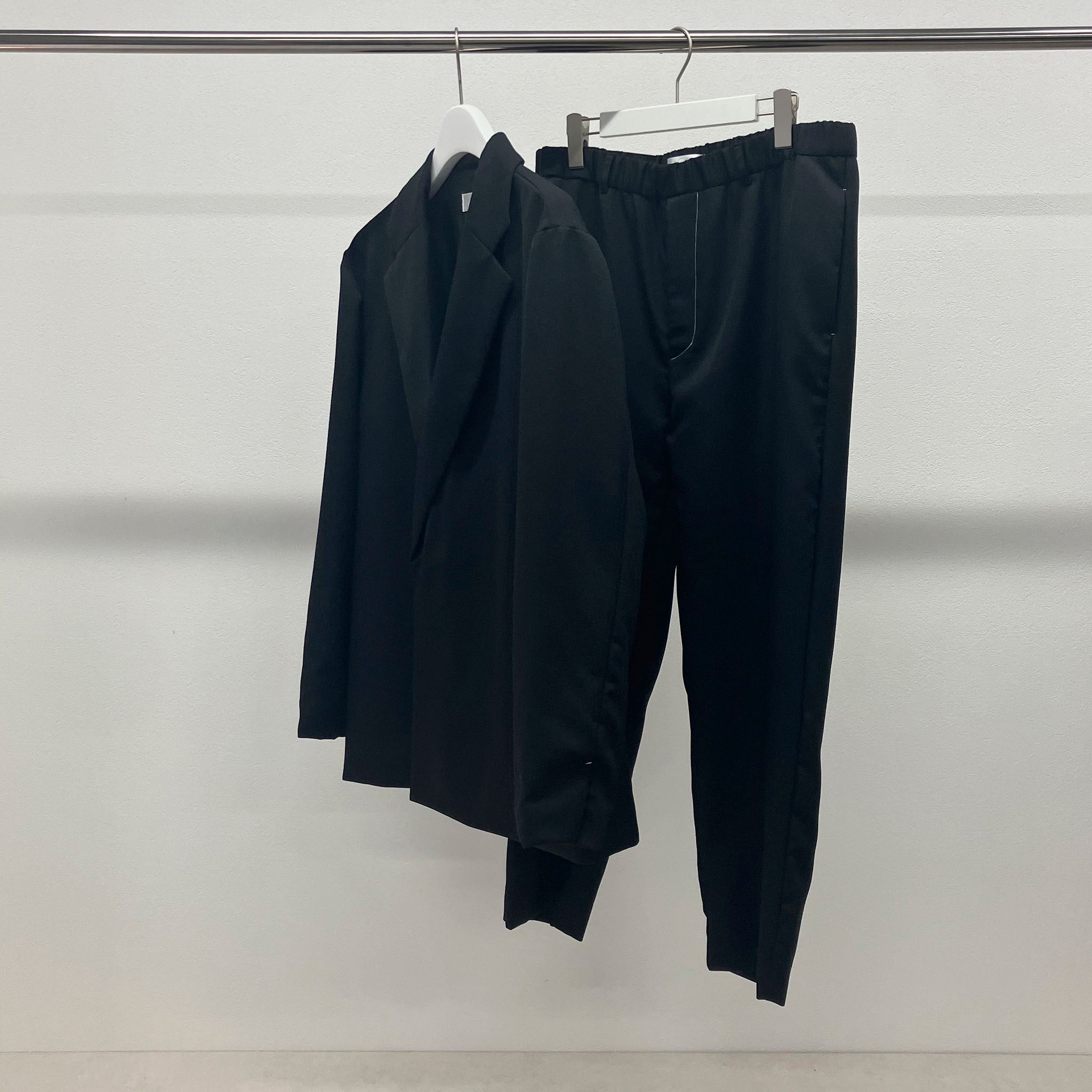 OKOLO "TAPERED EASY SLACKS"