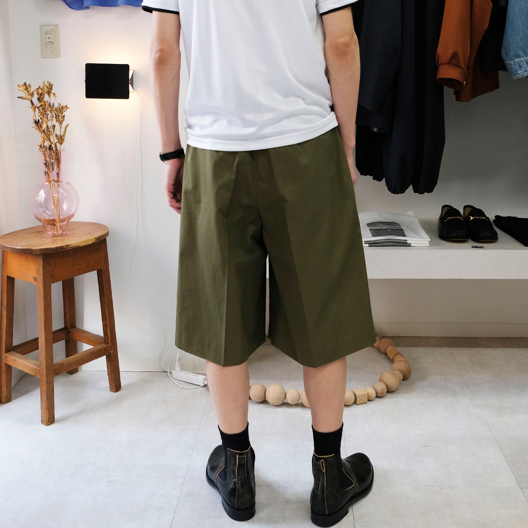 REVERBERATE "TACKED CHINO SHORTS - PLANE - STANDARD" チノ ワイドショーツ