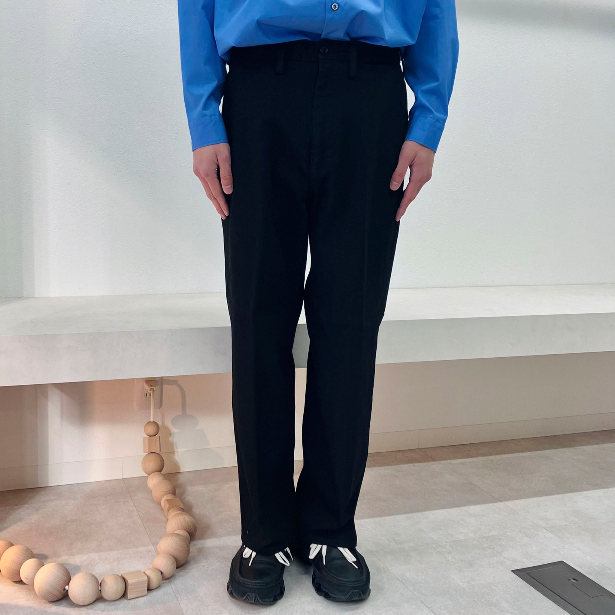 OKOLO "SIMONS JEANS" BLACK DENIM TROUSERS ブラックデニム トラウザーパンツ
