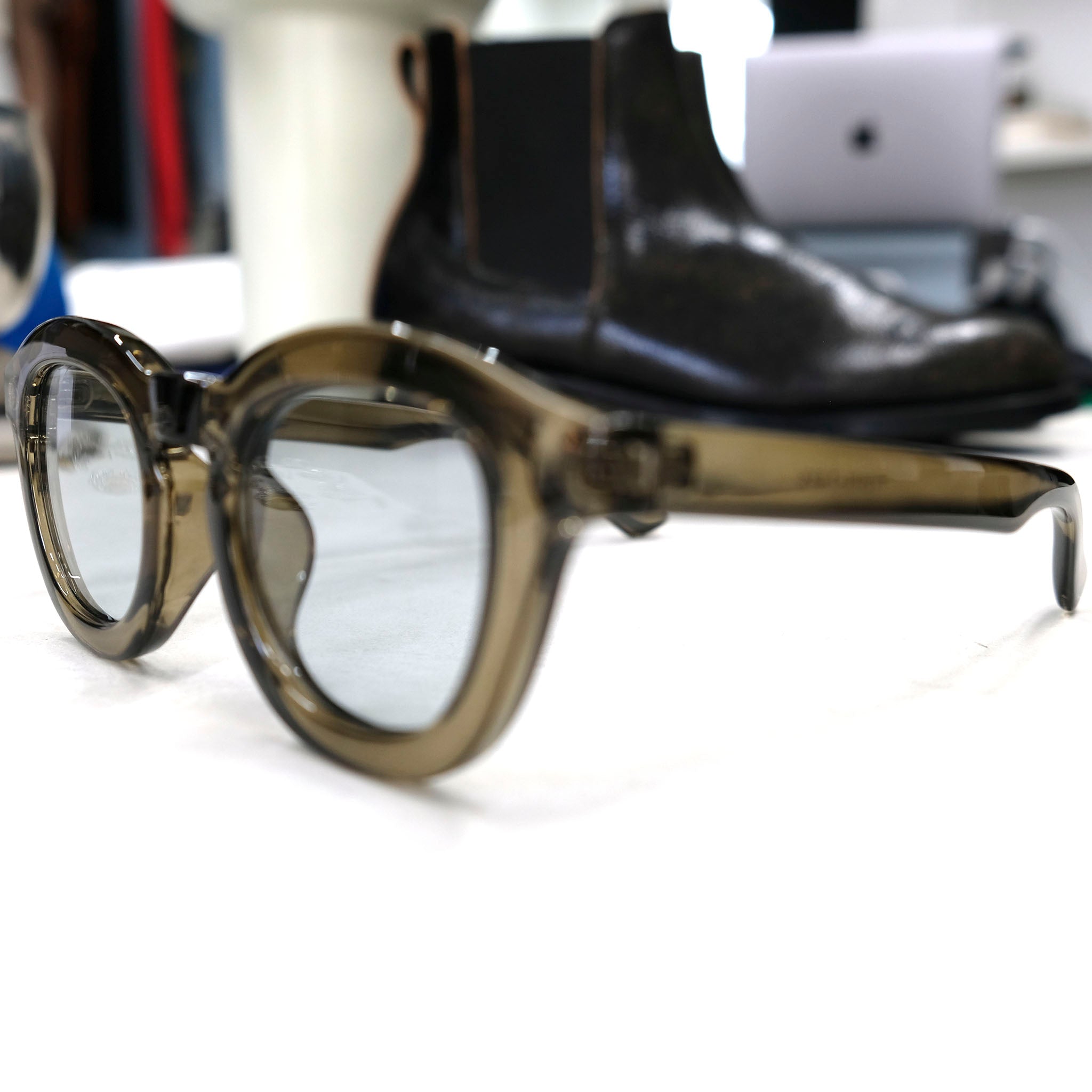 RANDY "WALKING" クリアフレーム カラーサングラス