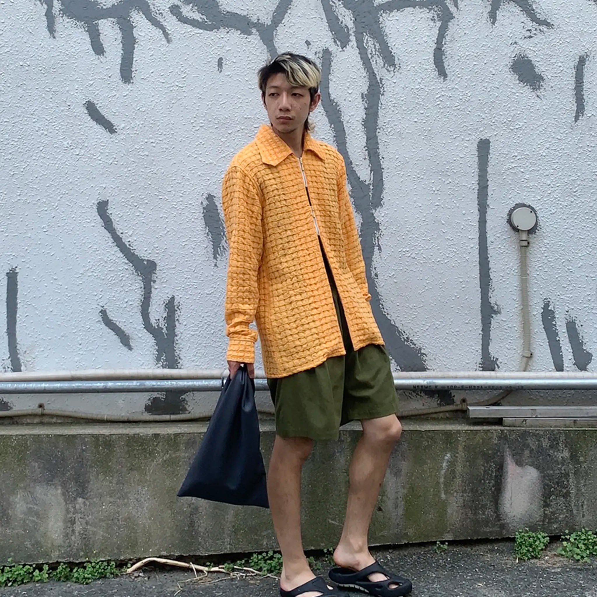 KaILI "UTOU UN" レザー コンパクトサコッシュ