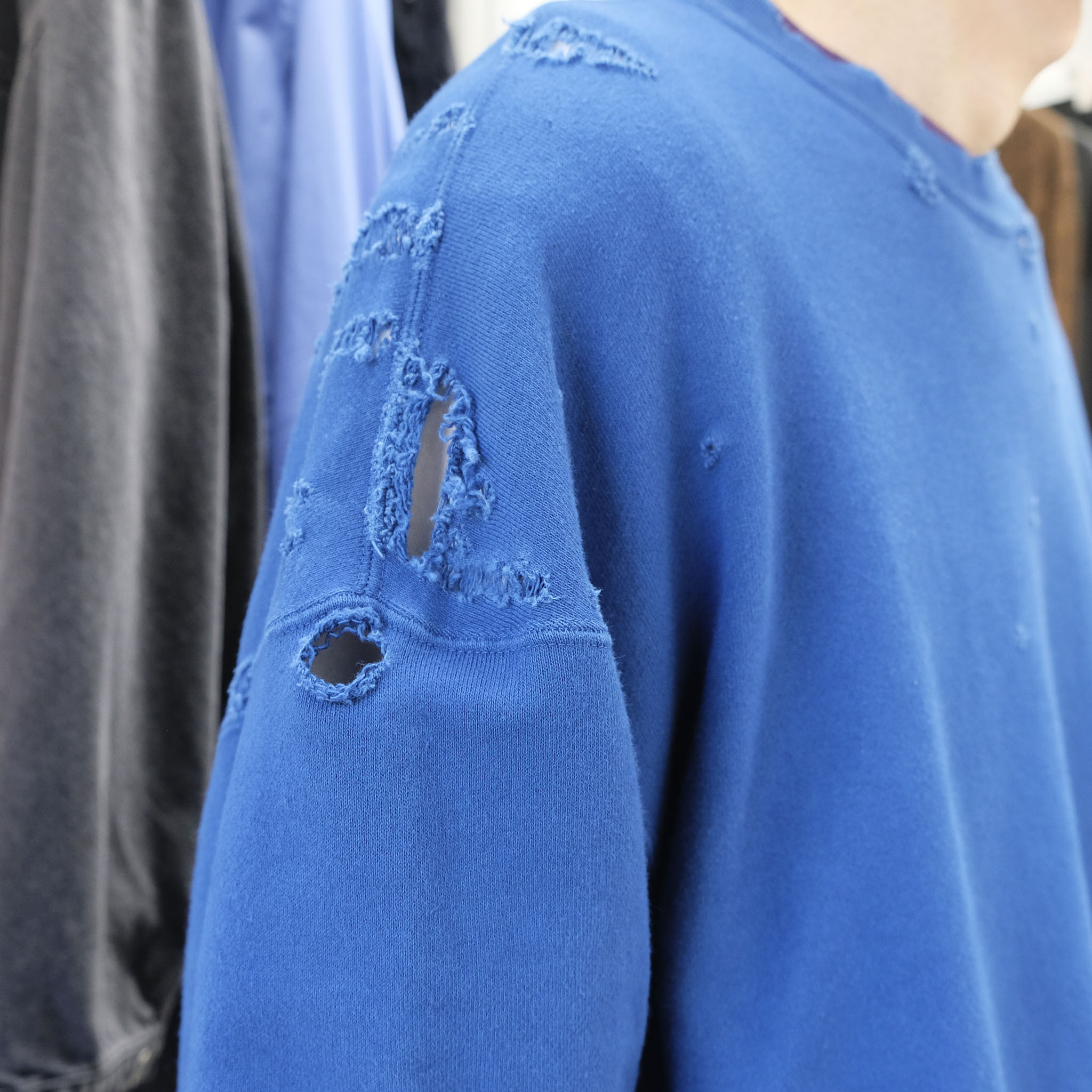KURO "MORE DAMAGE WASHED CREW NECK SWEAT" スペシャルダメージ スウェット