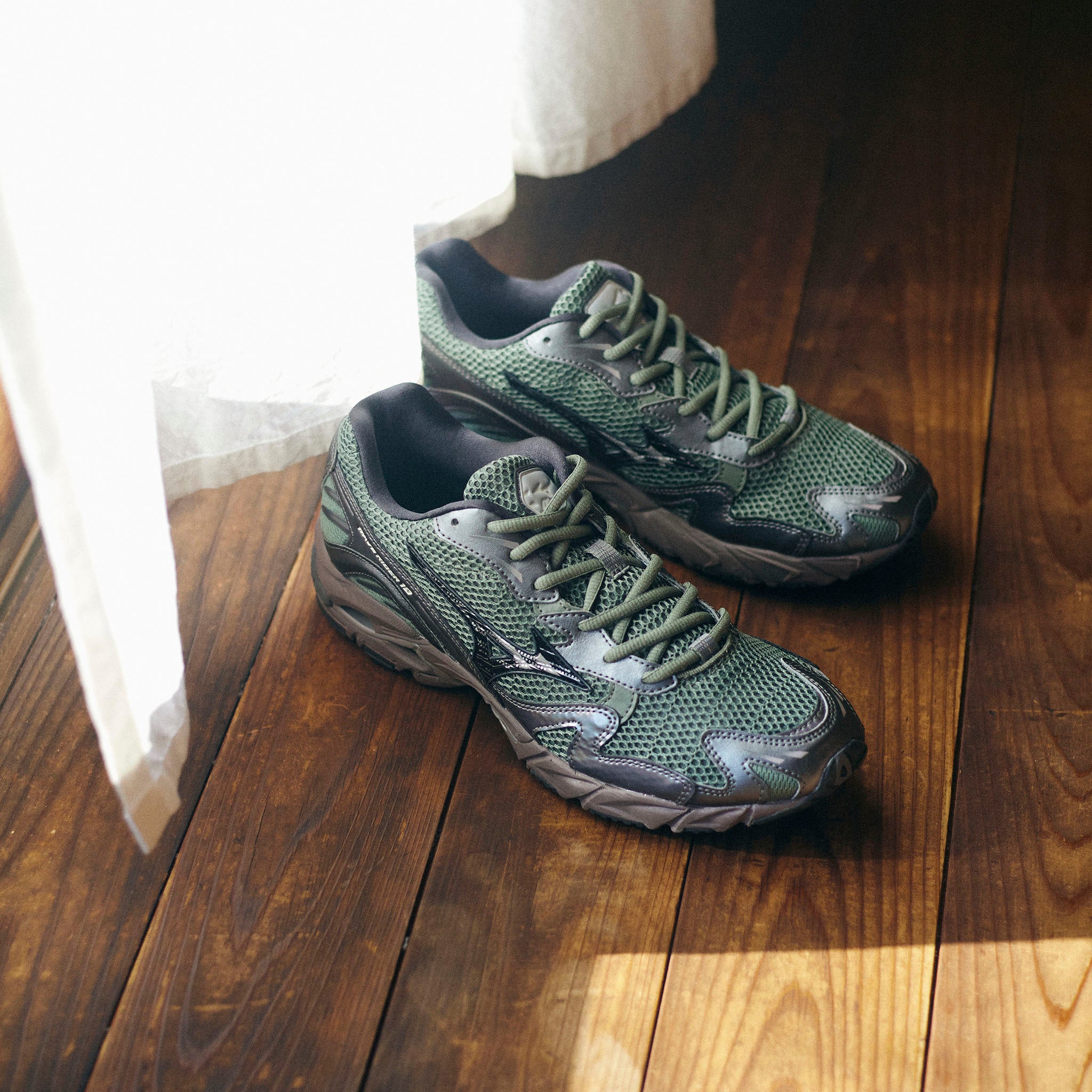 MIZUNO “Exclusive Pack” WAVE RIDER 10 エクスクルーシブ ウェーブライダー10