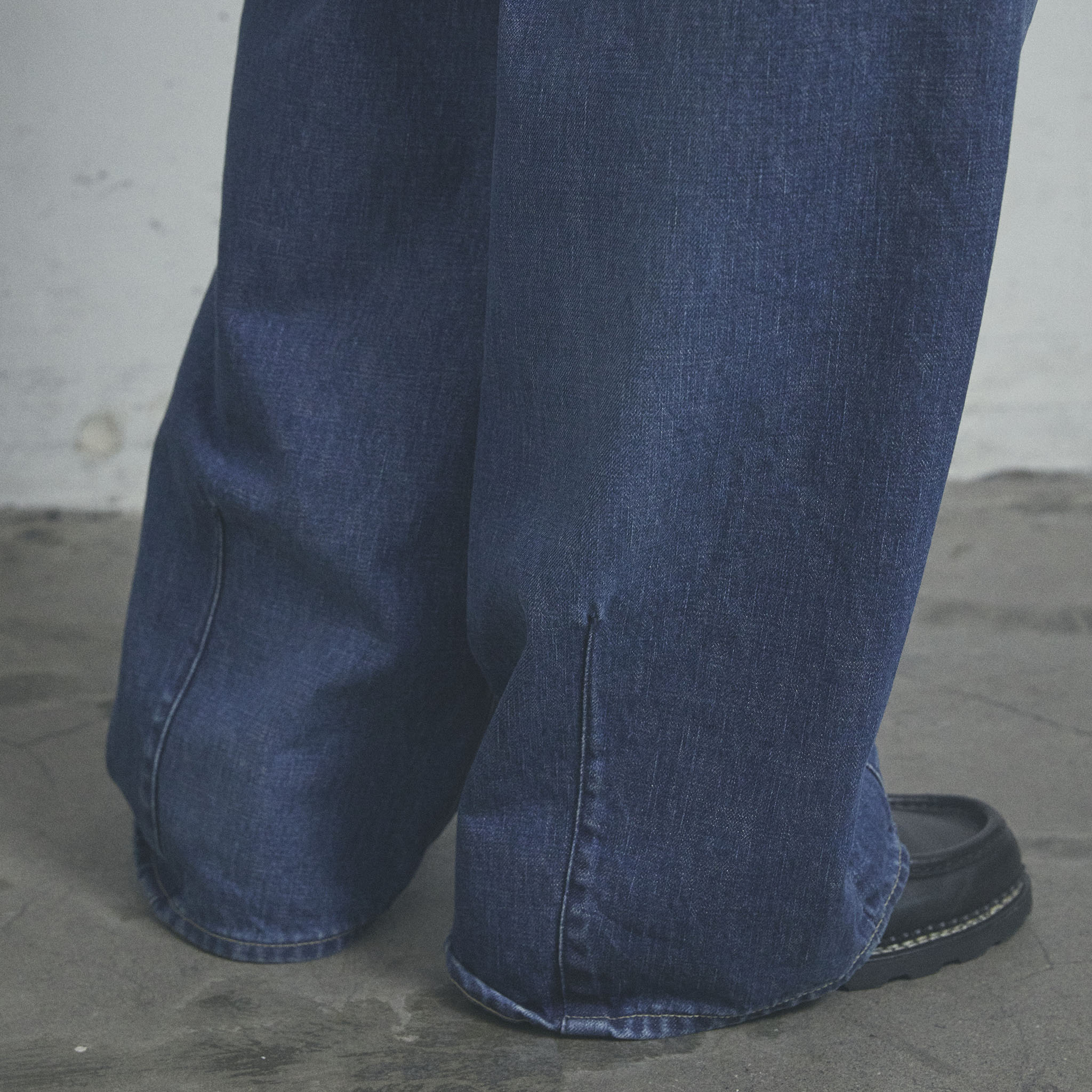 KURO "STRUCTURE DENIM PANTS" ヴィンテージフェード ワイドパンツ