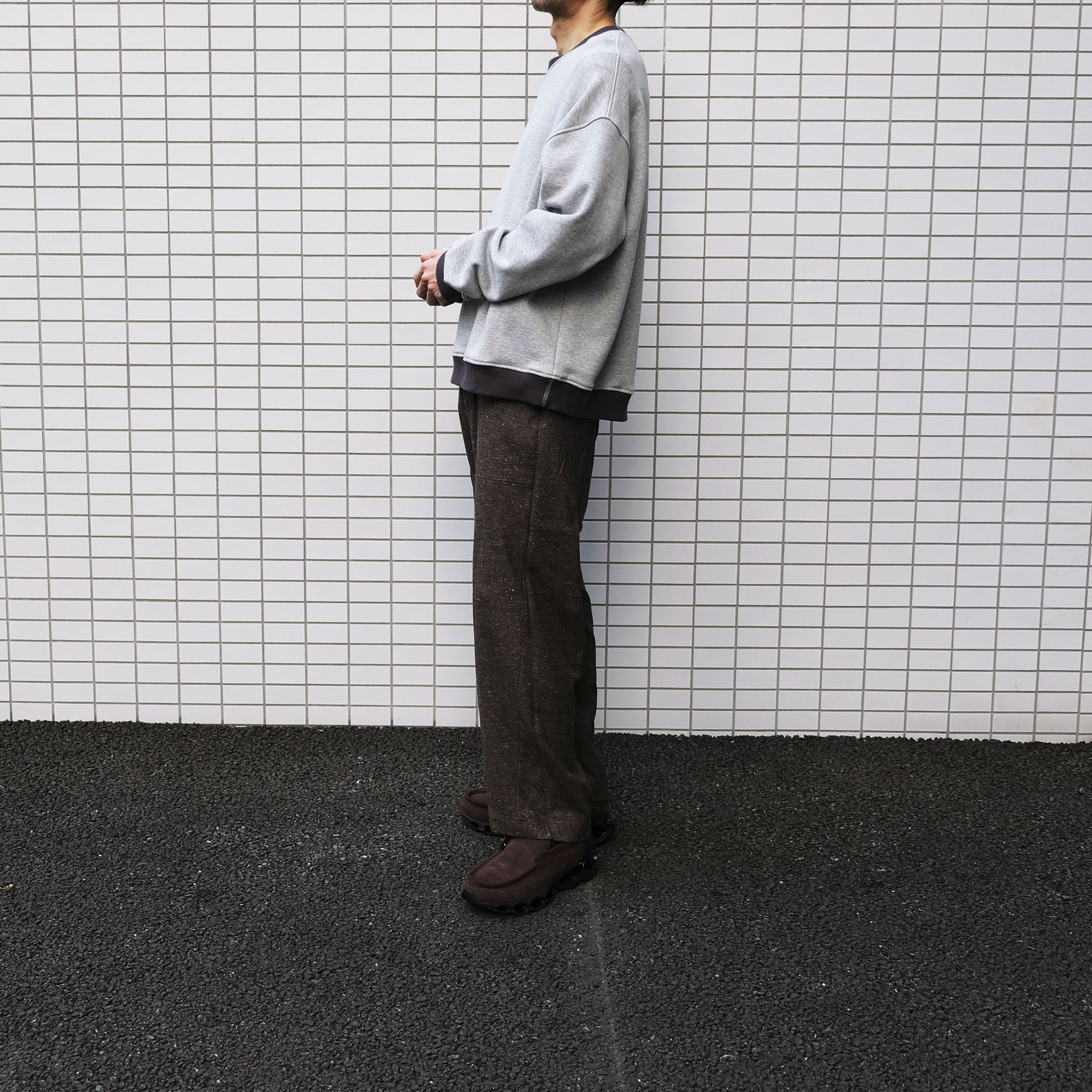 OKOLO "2-TONE SWEAT SHIRT"