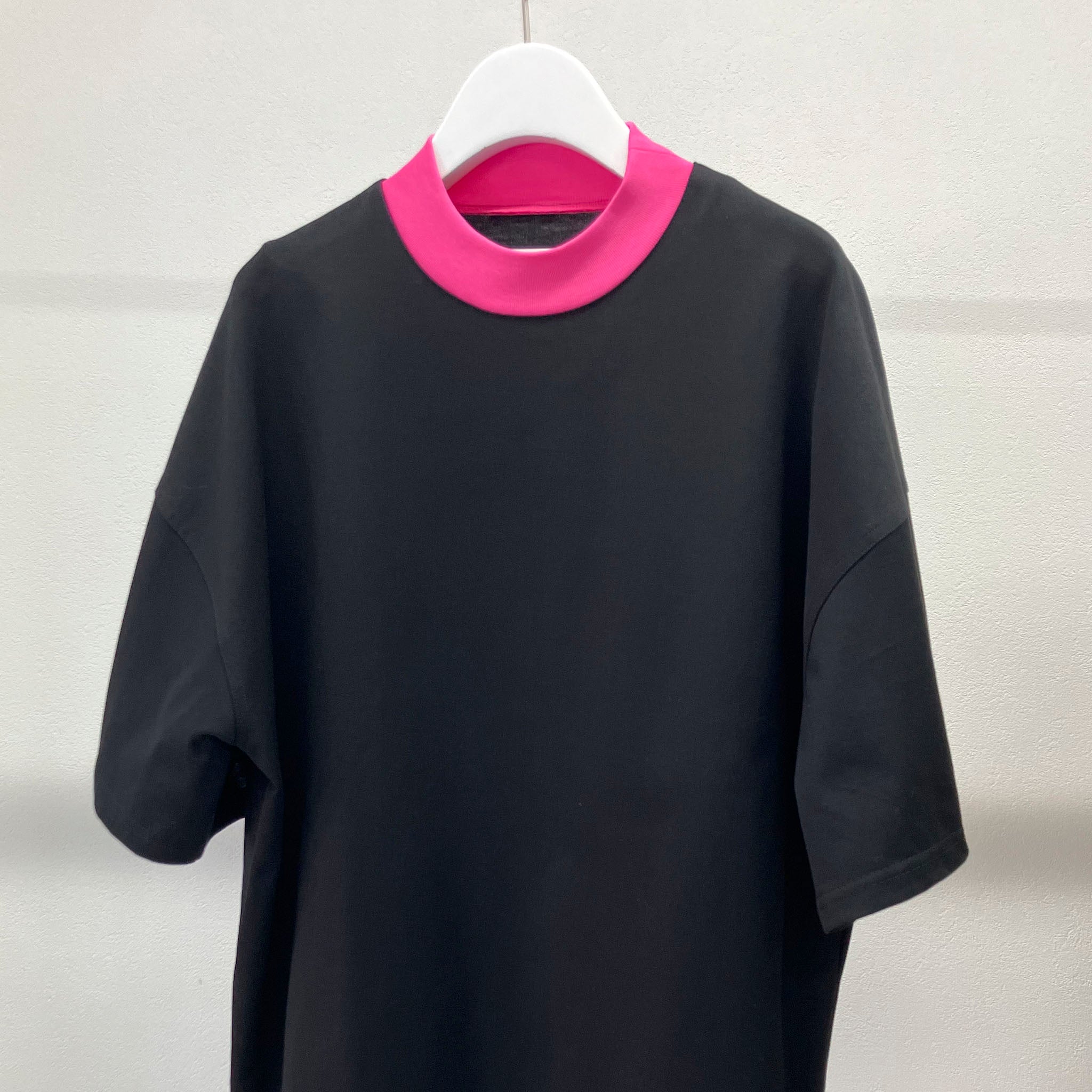 OKOLO "ORIGINAL MOCK NECK T-SHIRT" モックネック Tシャツ