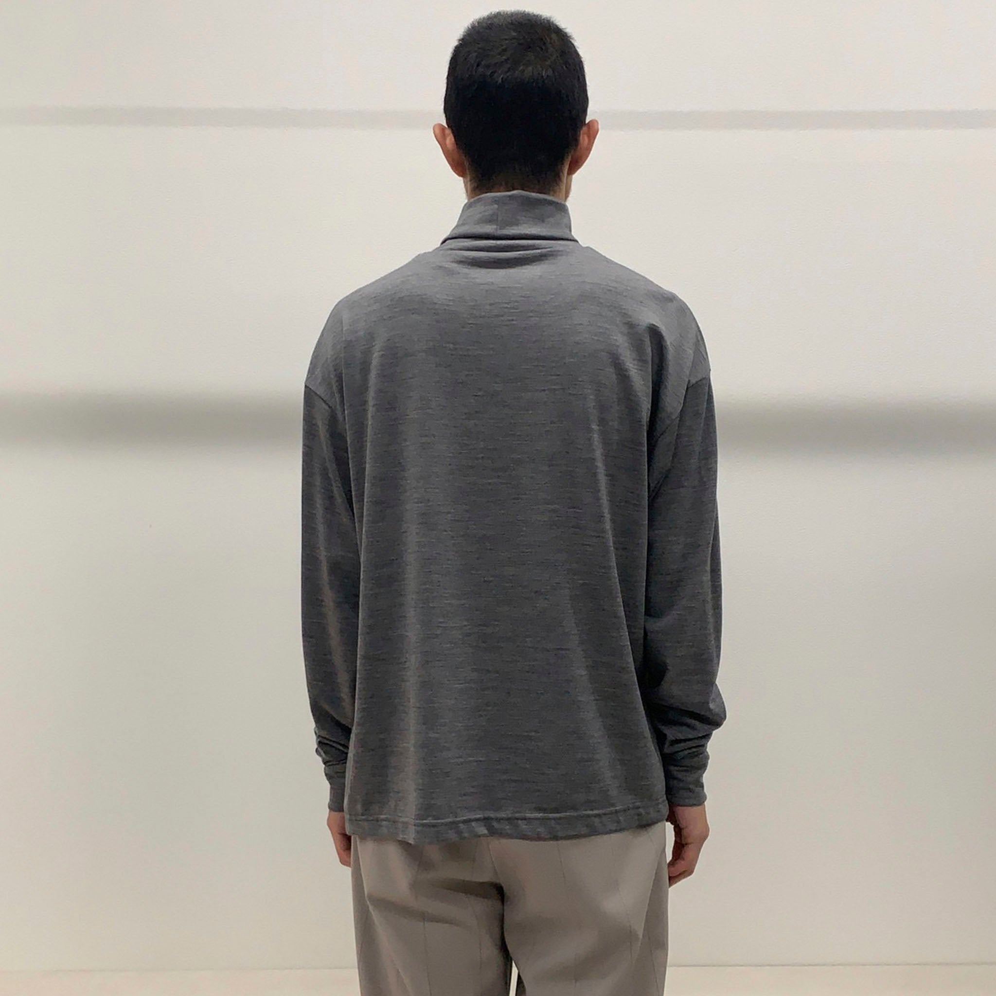 OKOLO "ORIGINAL HIGH NECK CUT AND SEW"