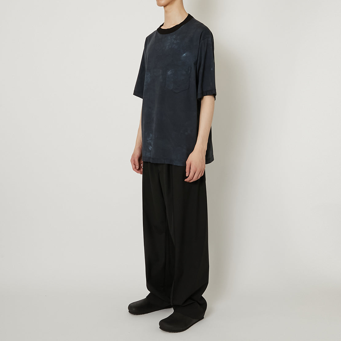 PRODUCT TWELVE "UNEVEN DYED CREWNECK T-SHIRT"