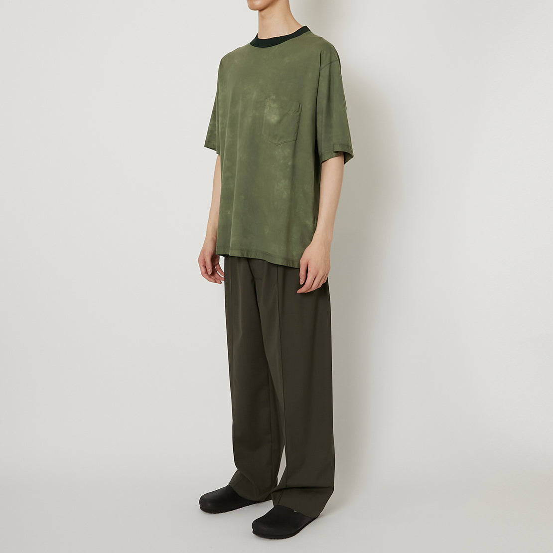 PRODUCT TWELVE "UNEVEN DYED CREWNECK T-SHIRT"