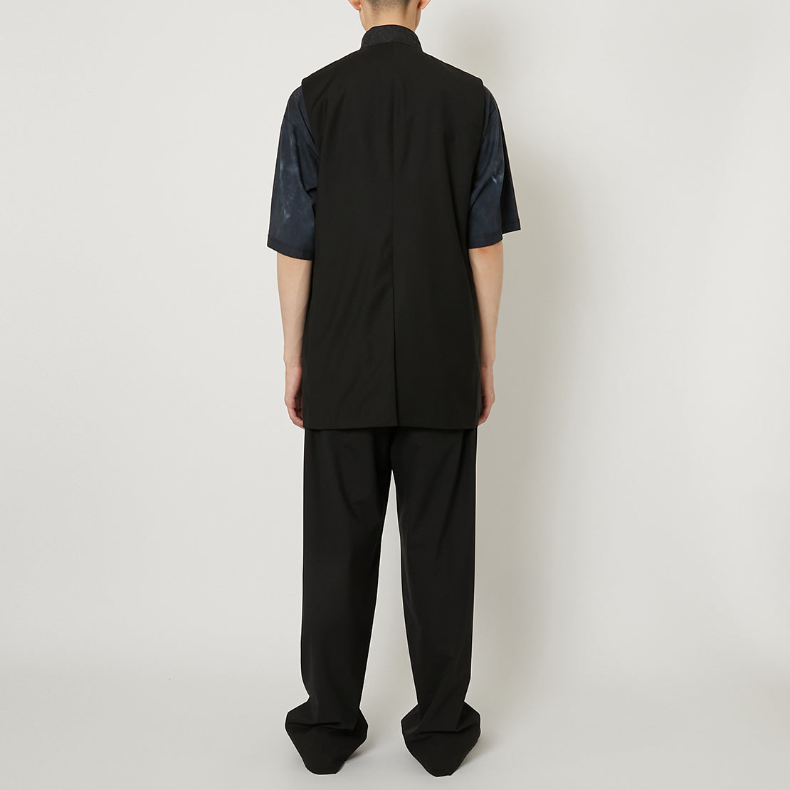 PRODUCT TWELVE "TAYLOR VEST"