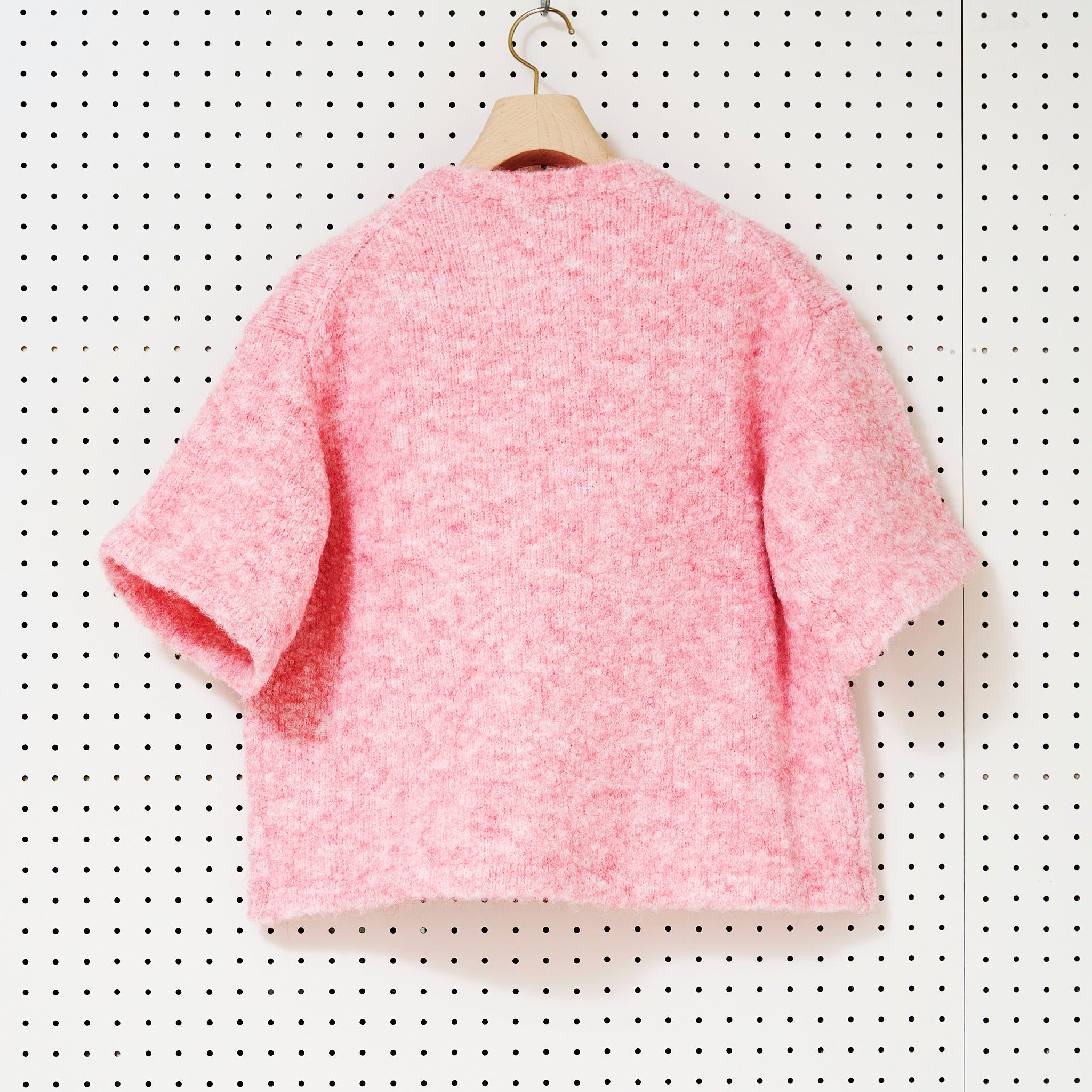 roughlow ブークレショートニット 新品未使用 ピンク LE CIEL BLEU（トップス ・ ピンク/桃色系）のフリマアイテム一覧