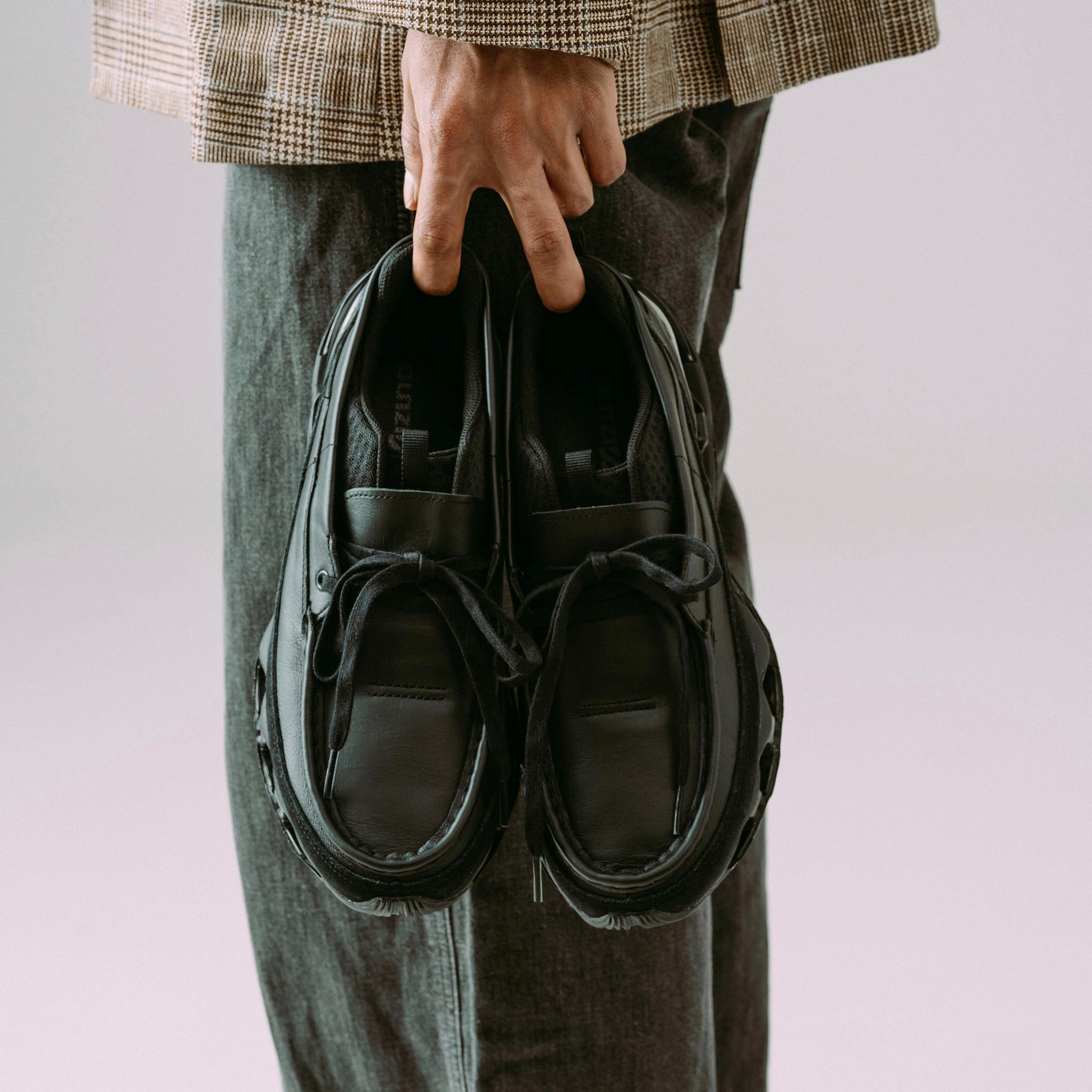 mizuno "WAVE PROPHECY MOC" ウェーブ プロフェシー モック BLACK