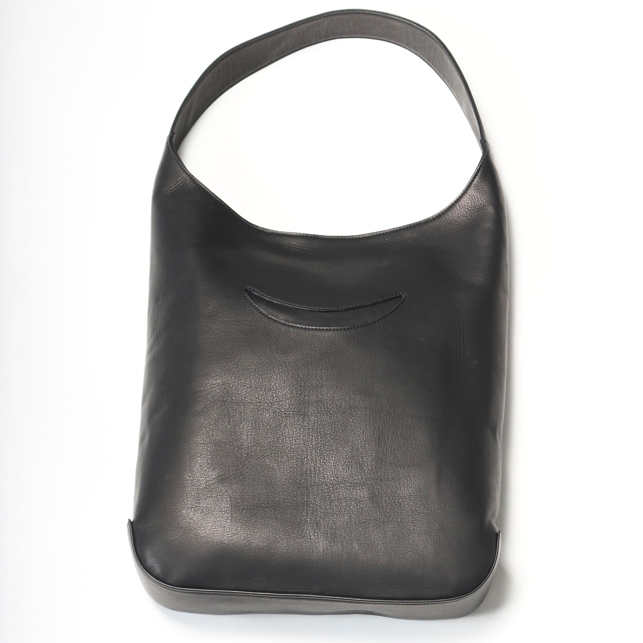 call "LEATHER SMILE BAG" レザー スマイルポケットバッグ