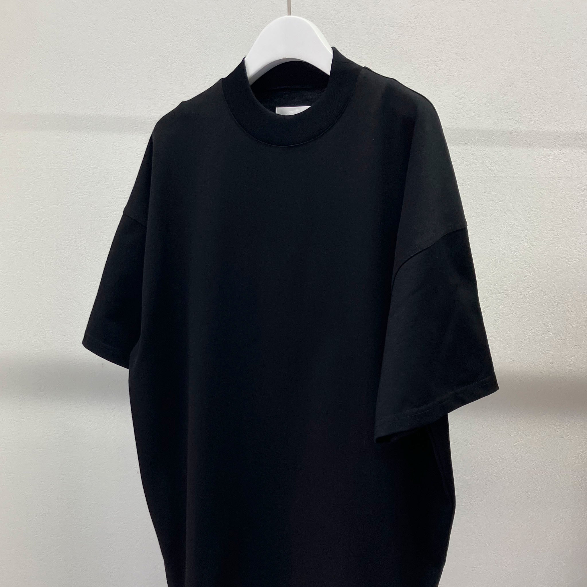 OKOLO "ORIGINAL MOCK NECK T-SHIRT" モックネック  Tシャツ