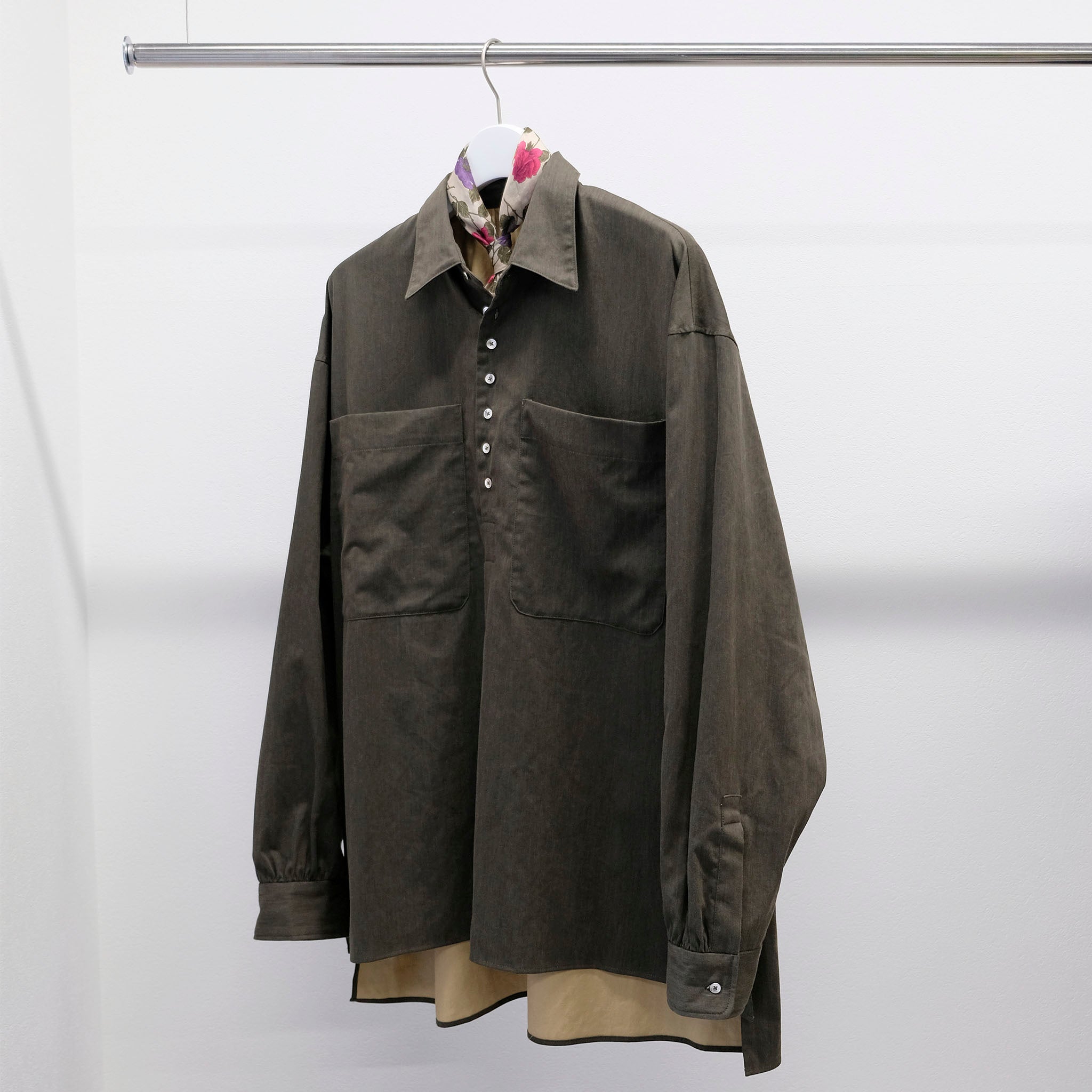 AXIS（アクシス）/ OVER SIZE PULL OVER SHIRT コットンサテンギャザープルオーバーシャツ