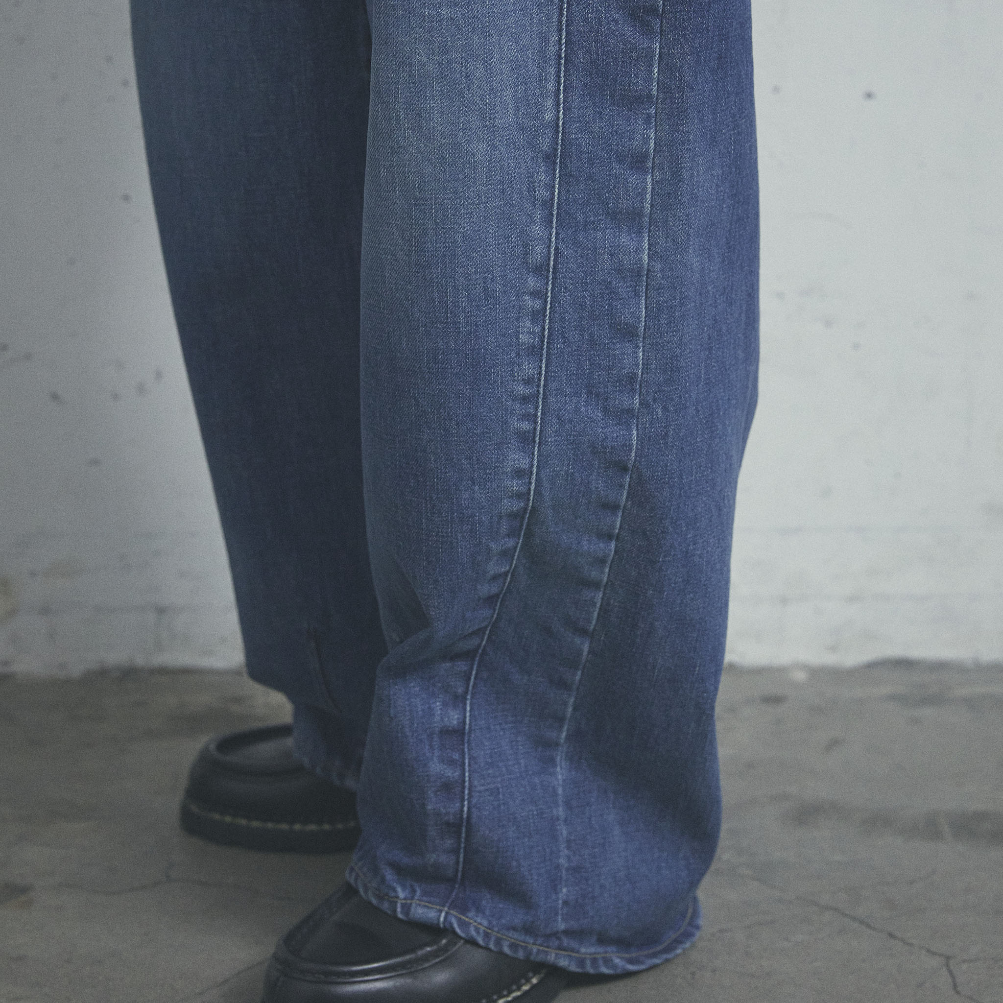 KURO "STRUCTURE DENIM PANTS" ヴィンテージフェード ワイドパンツ