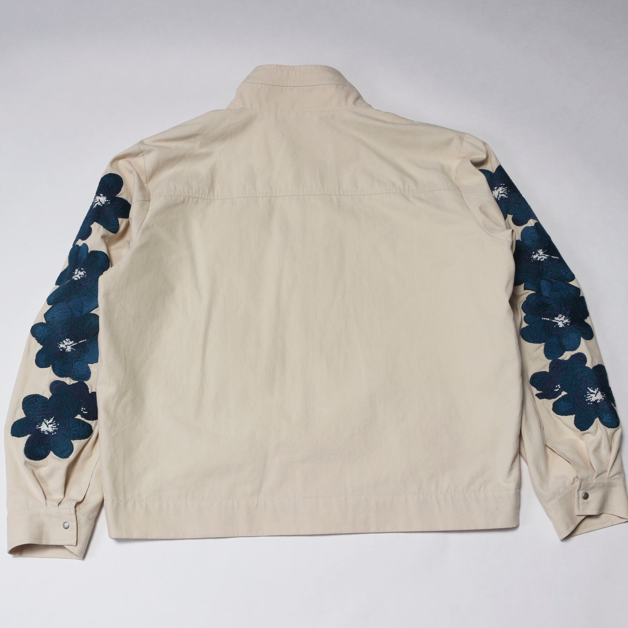 ARTE ANTWERP "Crop Jacket Flowers Sleeve" フラワー刺繍アーミージャケット